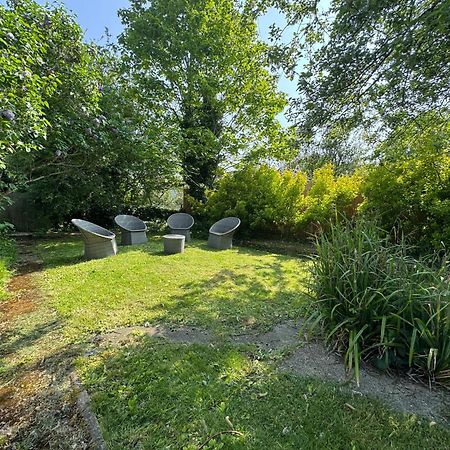 Surbiton Home With Free Parkings, Surbiton, Kingston Upon Thames, Surrey, Greater London Uk 외부 사진