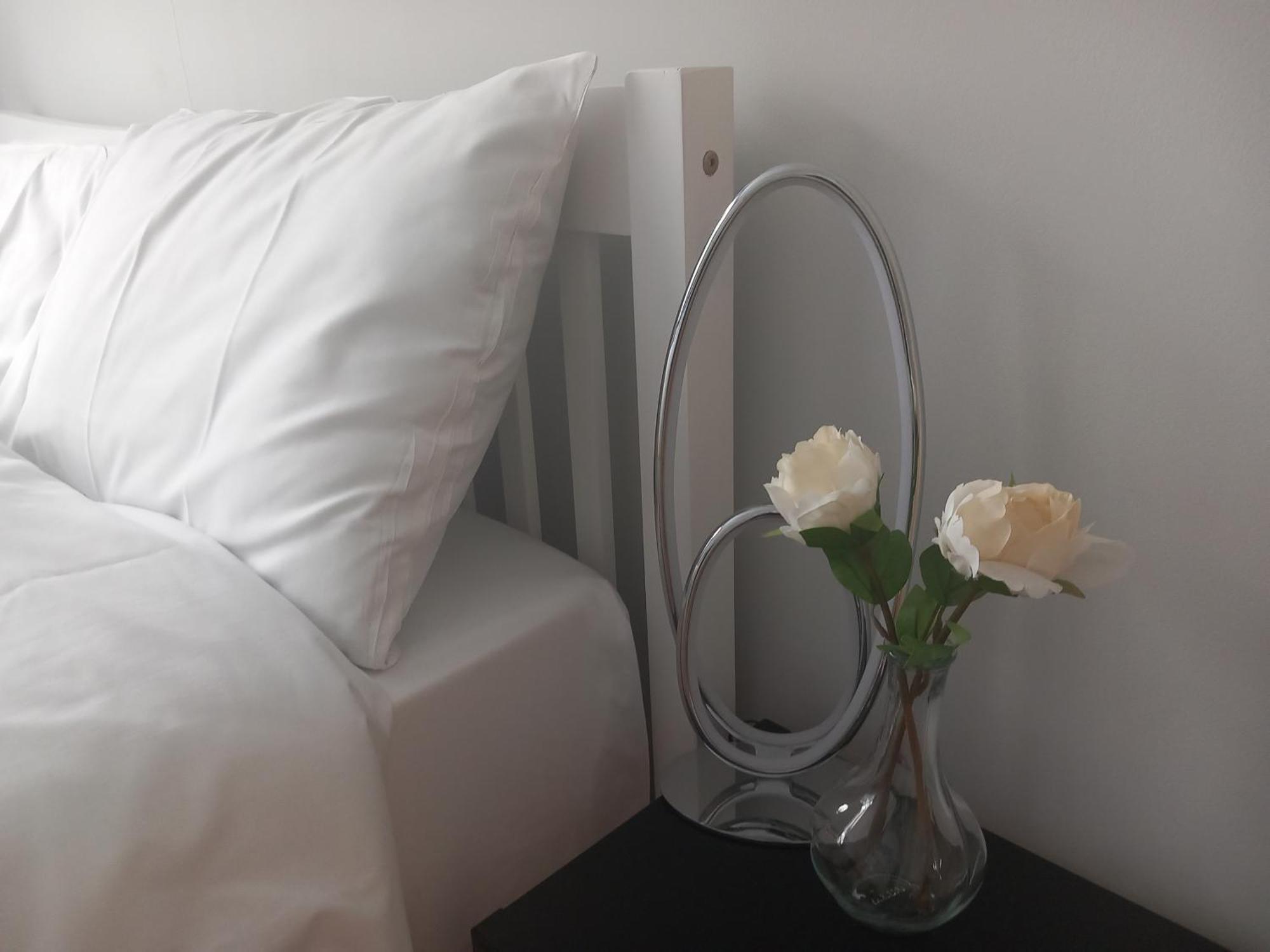 Surbiton Home With Free Parkings, Surbiton, Kingston Upon Thames, Surrey, Greater London Uk 외부 사진